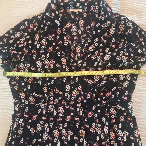 Blushing Heart Dress - Picture 2 of 6